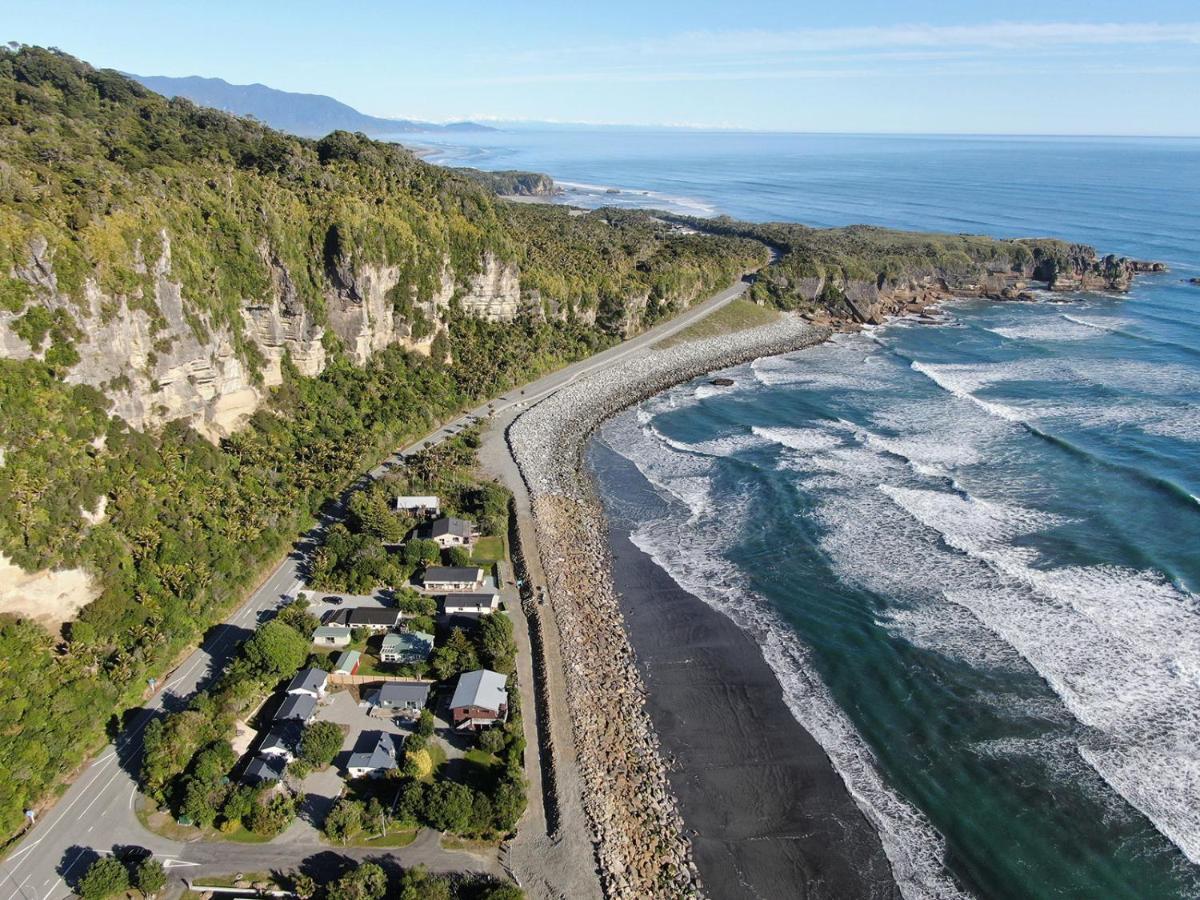 Punakaiki Beachfront Motels Bagian luar foto