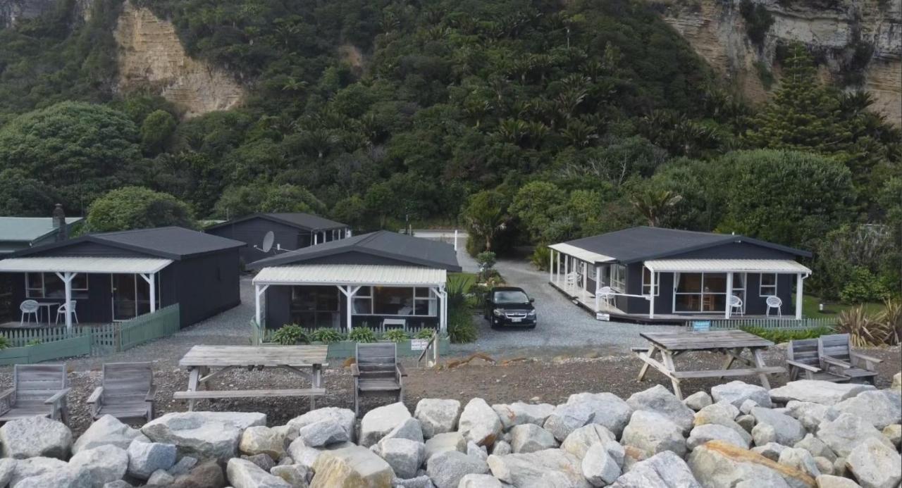 Punakaiki Beachfront Motels Bagian luar foto